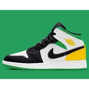 Nike Air Jordan 1 Mid SE ☘️